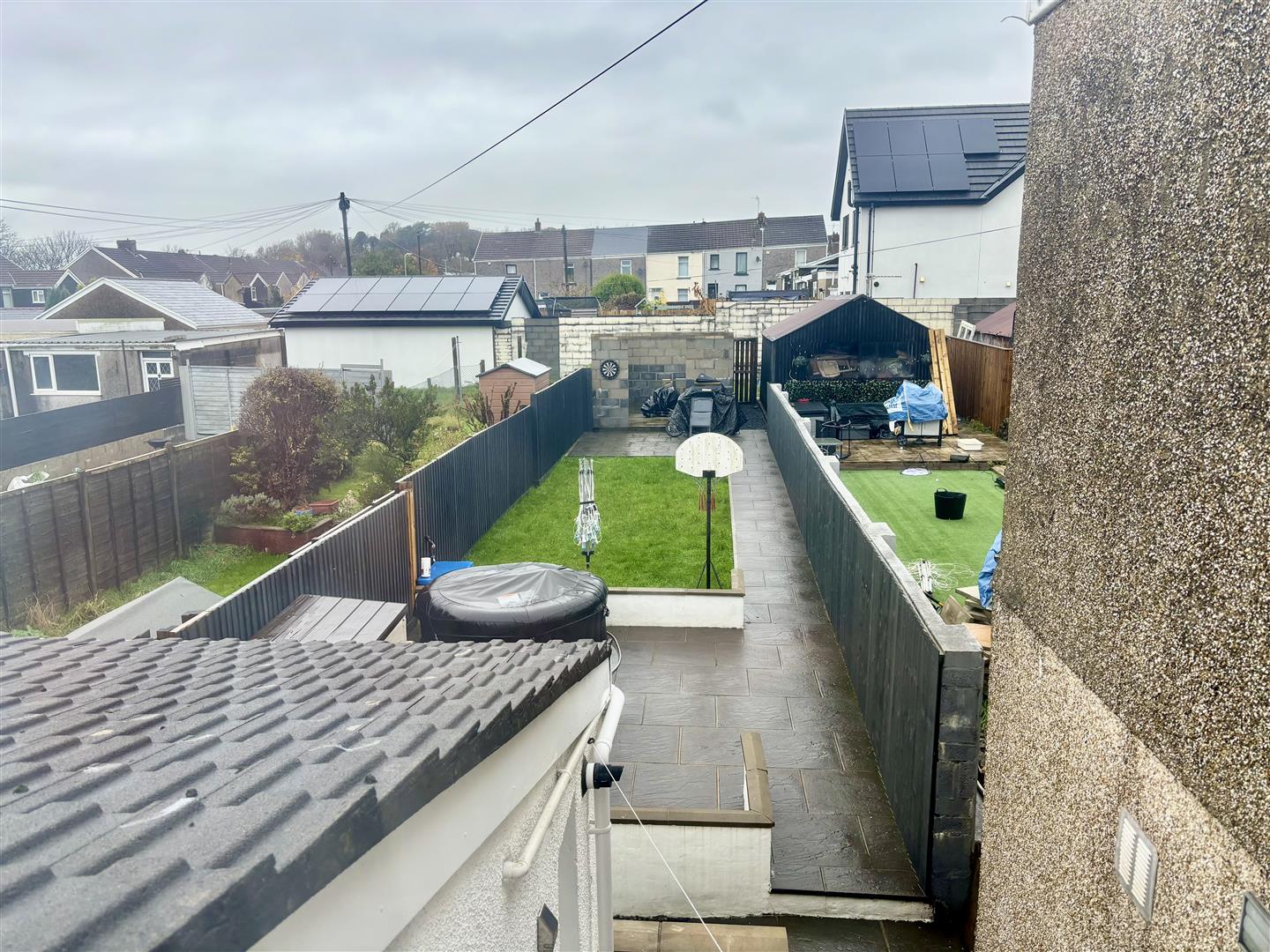 Brynamlwg Road, Fforestfach, Swansea, SA5 8HZ